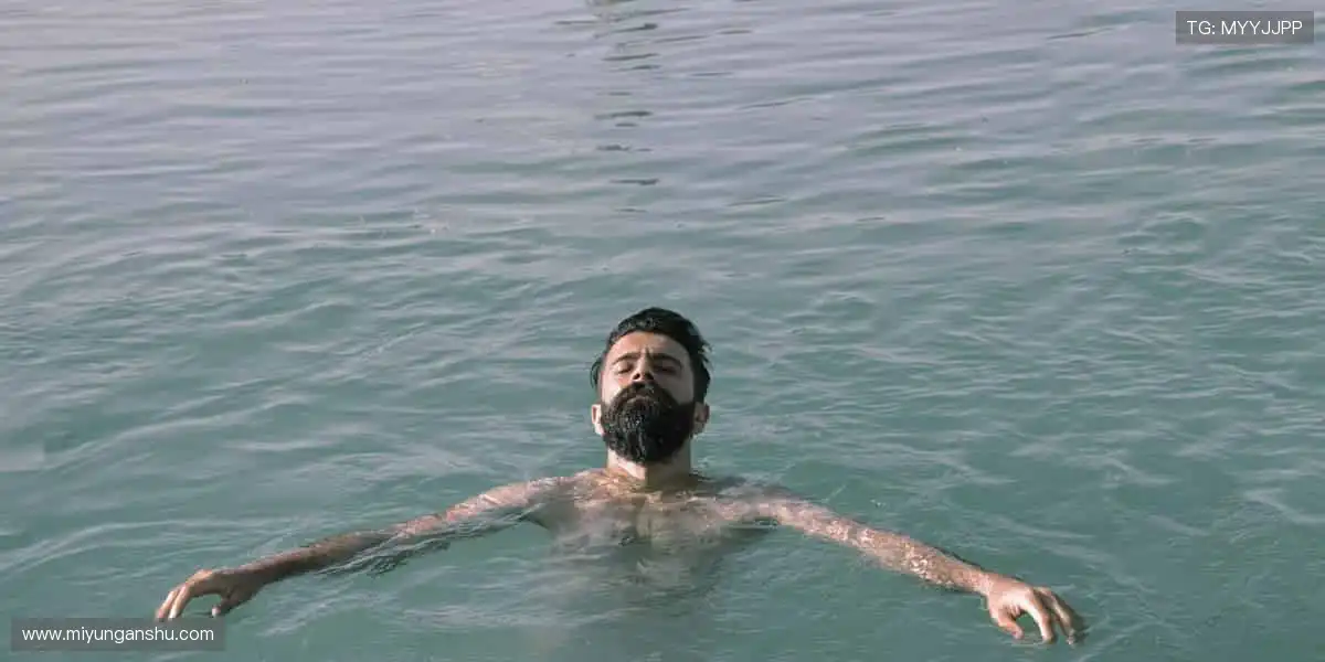 🏀✨ 巅峰对决，热血沸腾！